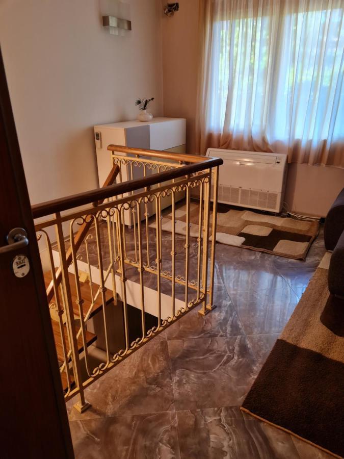 Aпартамент Момина Сълза Apartamento Hisarya Exterior foto